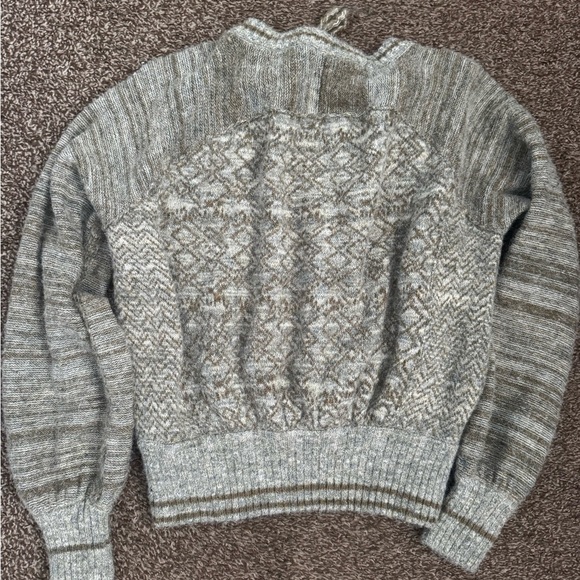 FREE PEOPLE Gray Knit Sweater - Picture 7 of 9